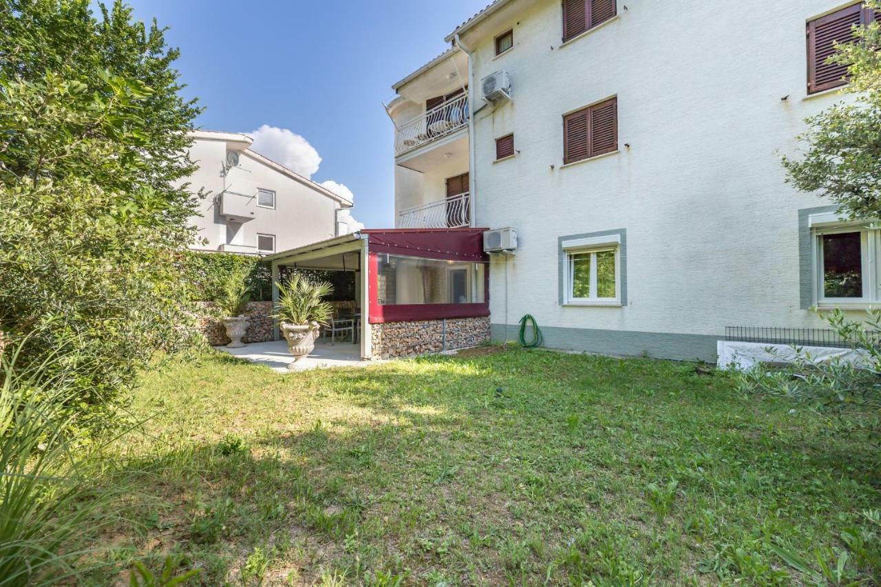 Apartment Pavic Garden Baska  Exterior photo